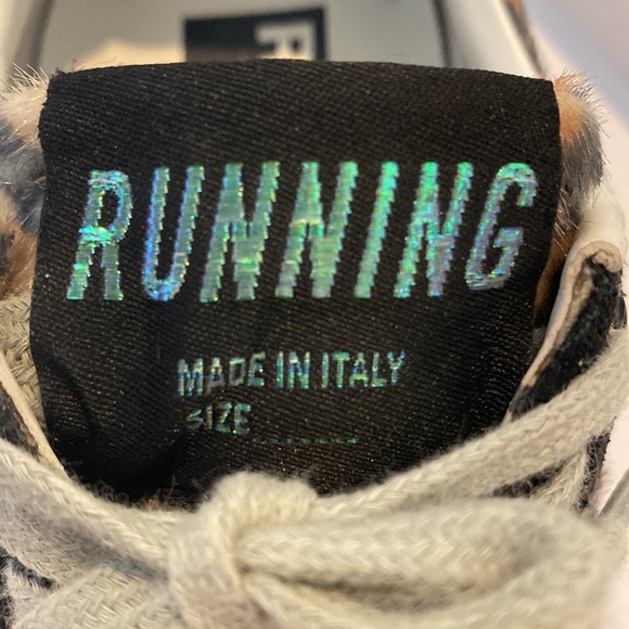 Golden goose running sneakers. Cheetah print with red star. Size 39, US 7 - Picture 2 of 4